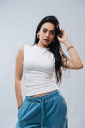 HIGH NECK SLEEVELESS