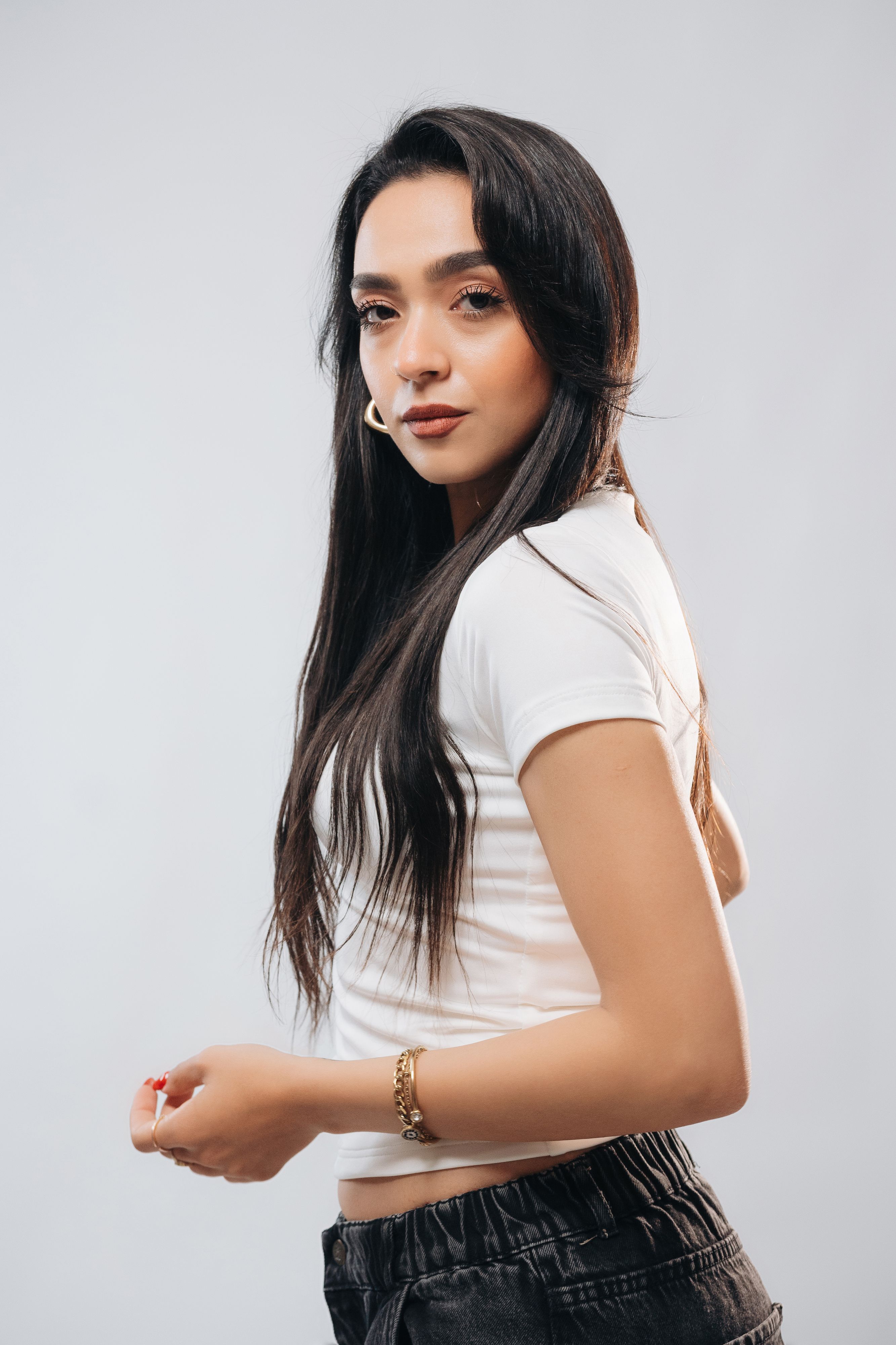 ROUND NECK SHORT SLEEVE