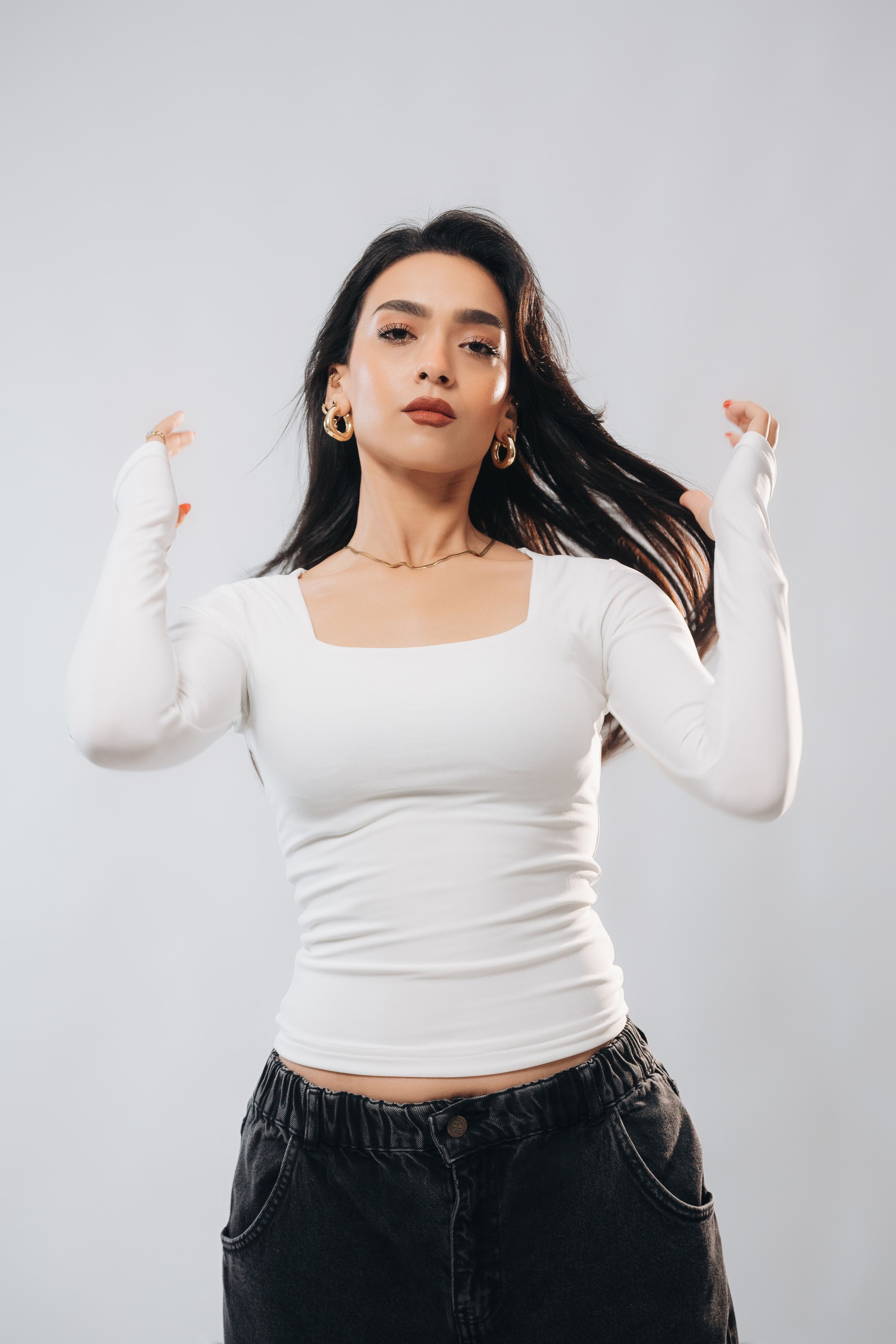 SQUARE NECK LONG SLEEVE