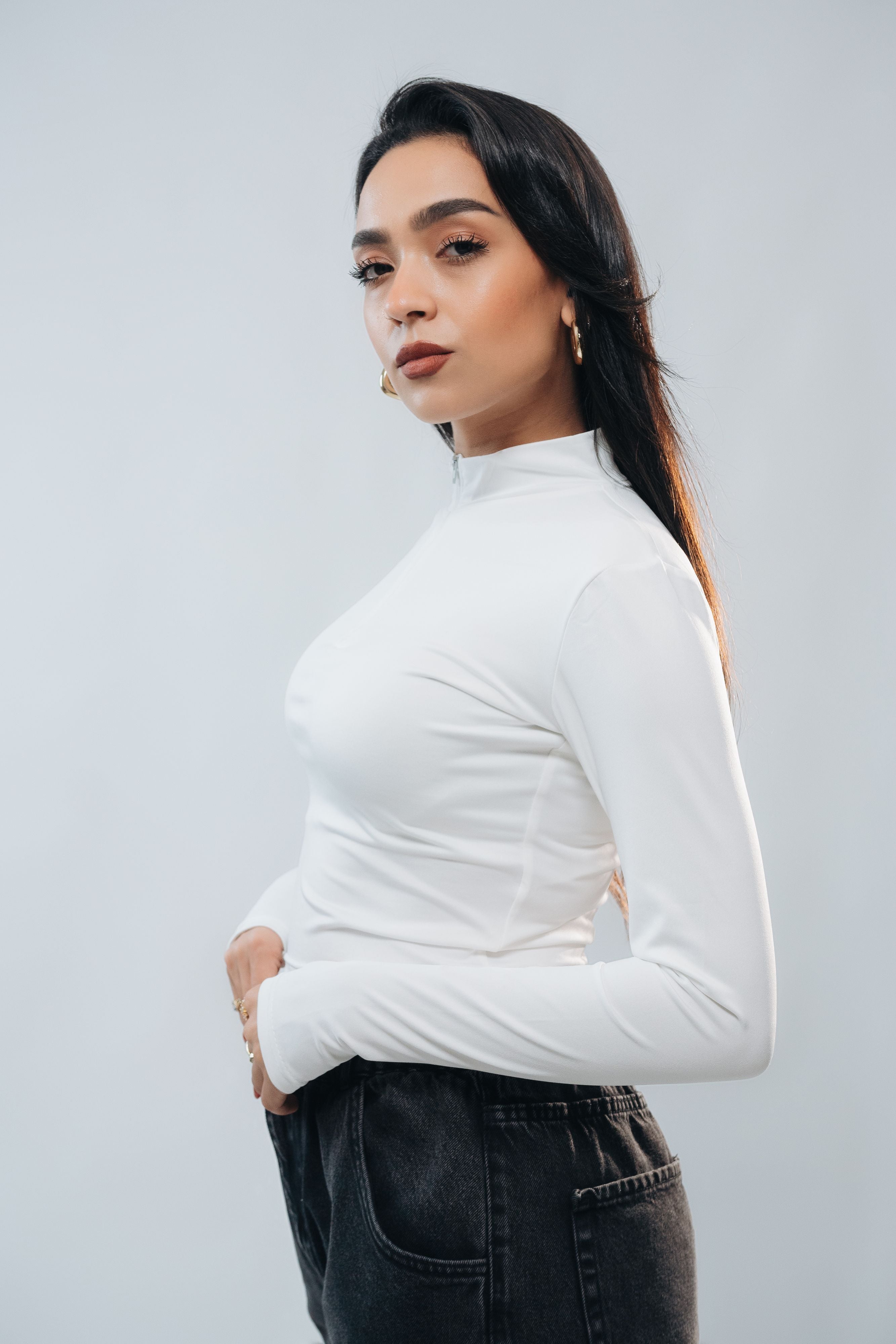 HIGH NECK ZIPPER LONG SLEEVE