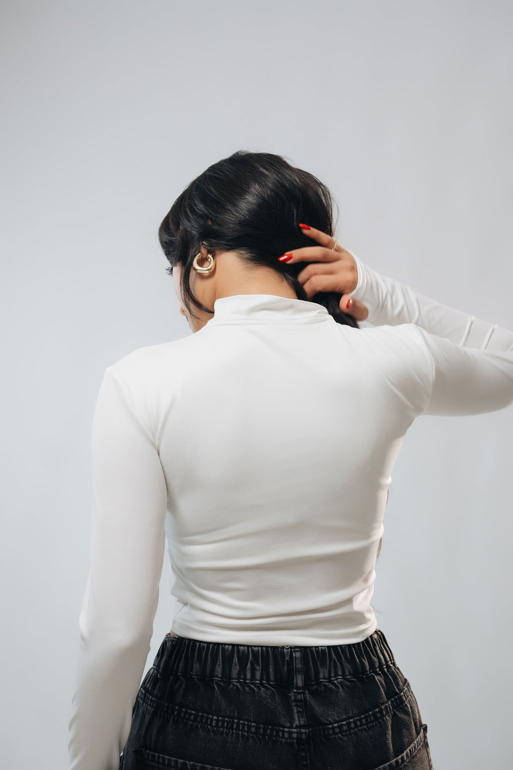 HIGH NECK ZIPPER LONG SLEEVE