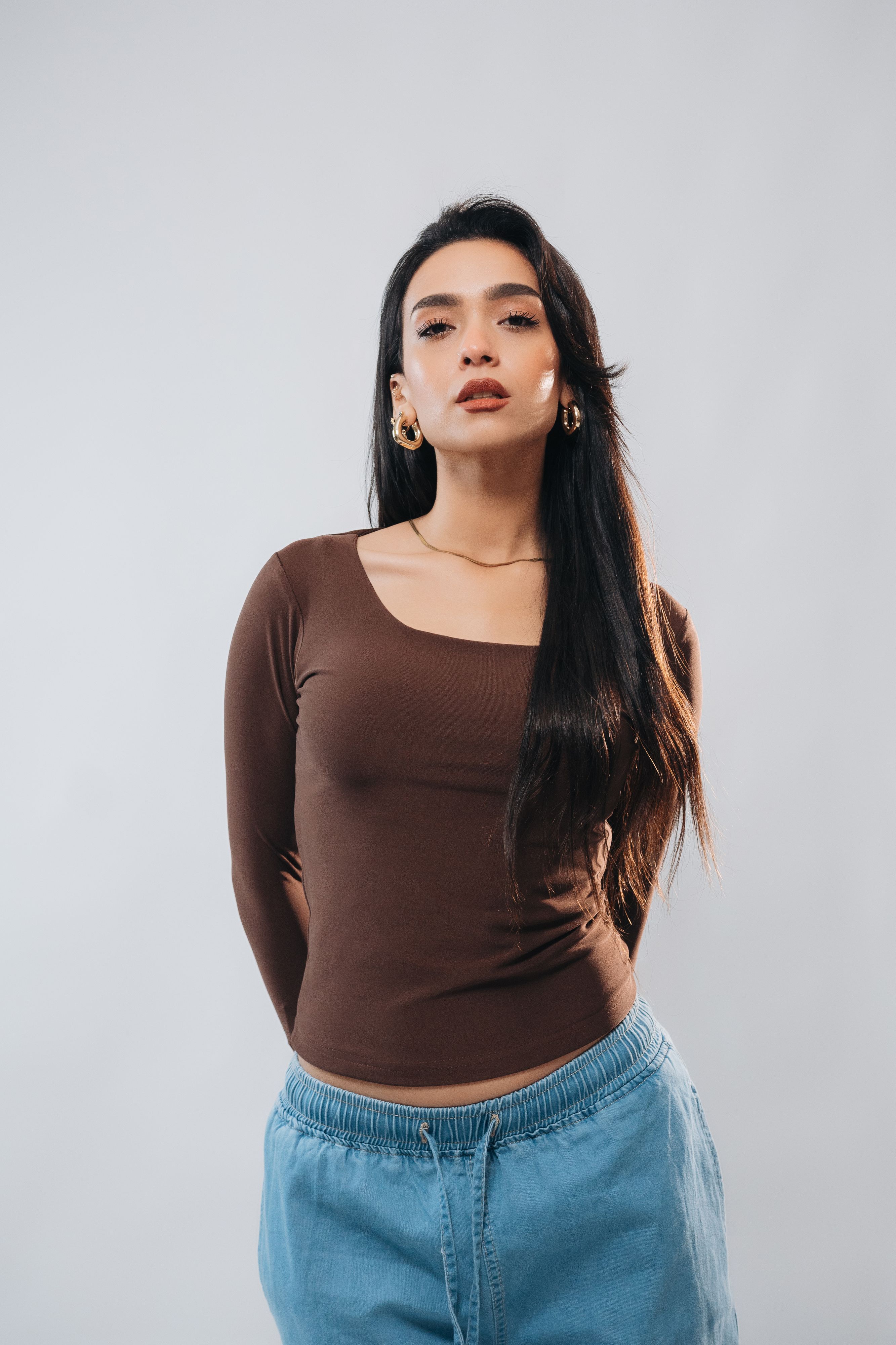 SQUARE NECK LONG SLEEVE