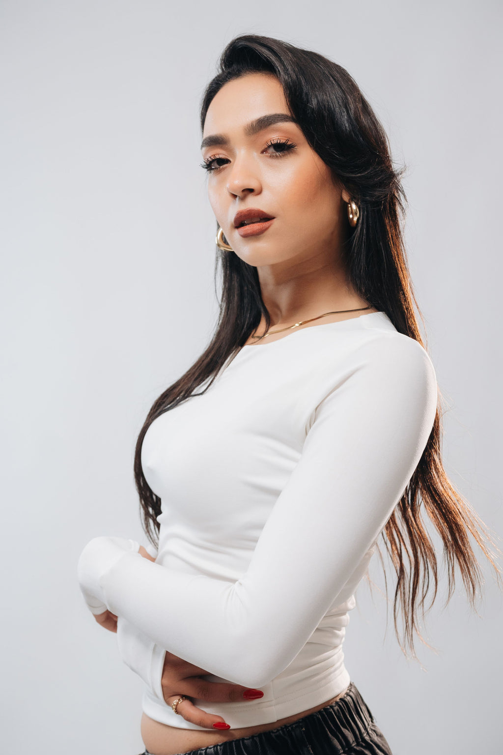 HALF-ZIP NECKLINE LONG SLEEVE