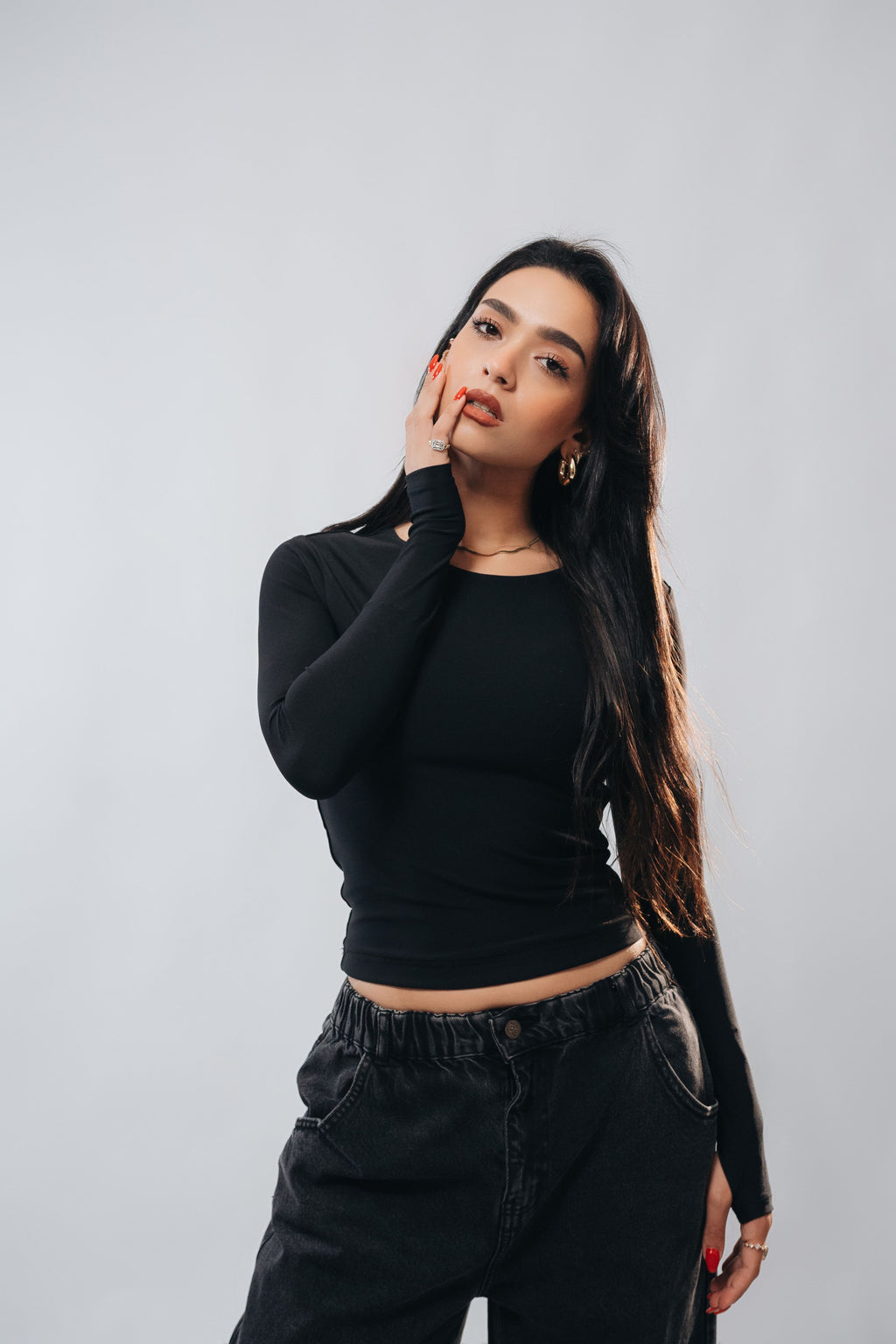 ROUND NECK LONG SLEEVE
