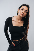 SQUARE NECK LONG SLEEVE